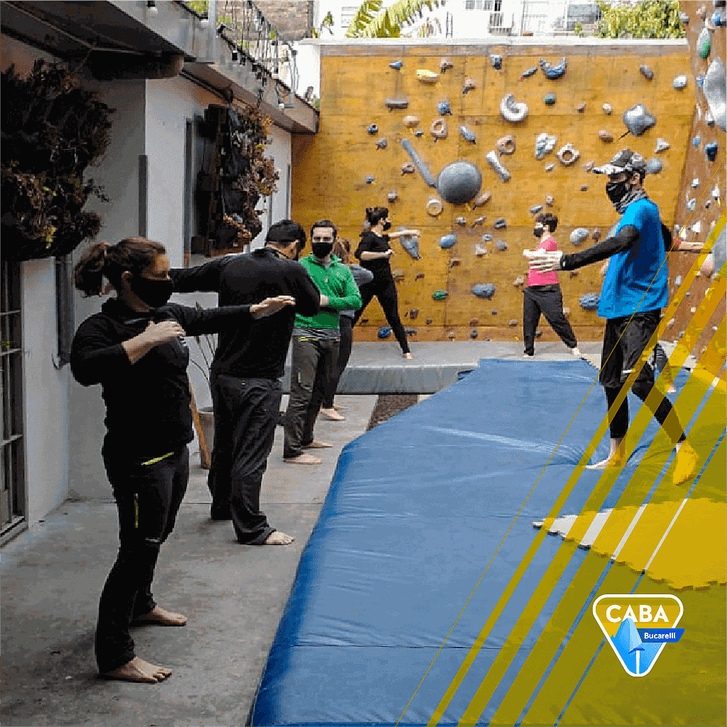 Bucarelli - Clases de escalada (Adult@s) - BAUTISMO